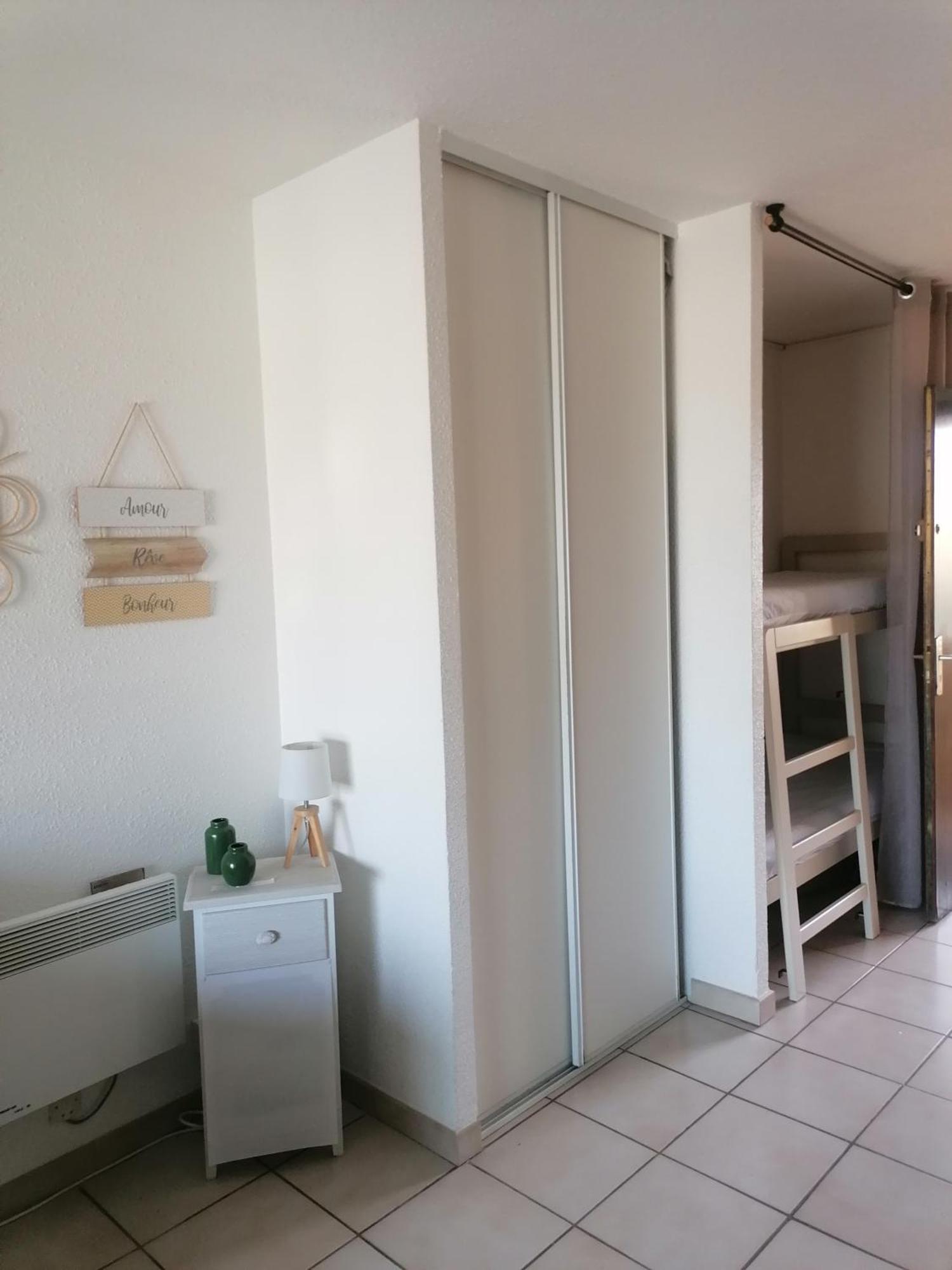 Studio 4 personnes bord de mer avec piscine wifi Cervione Esterno foto
