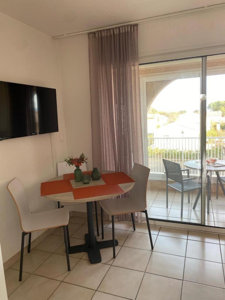 Studio 4 personnes bord de mer avec piscine wifi Cervione Esterno foto