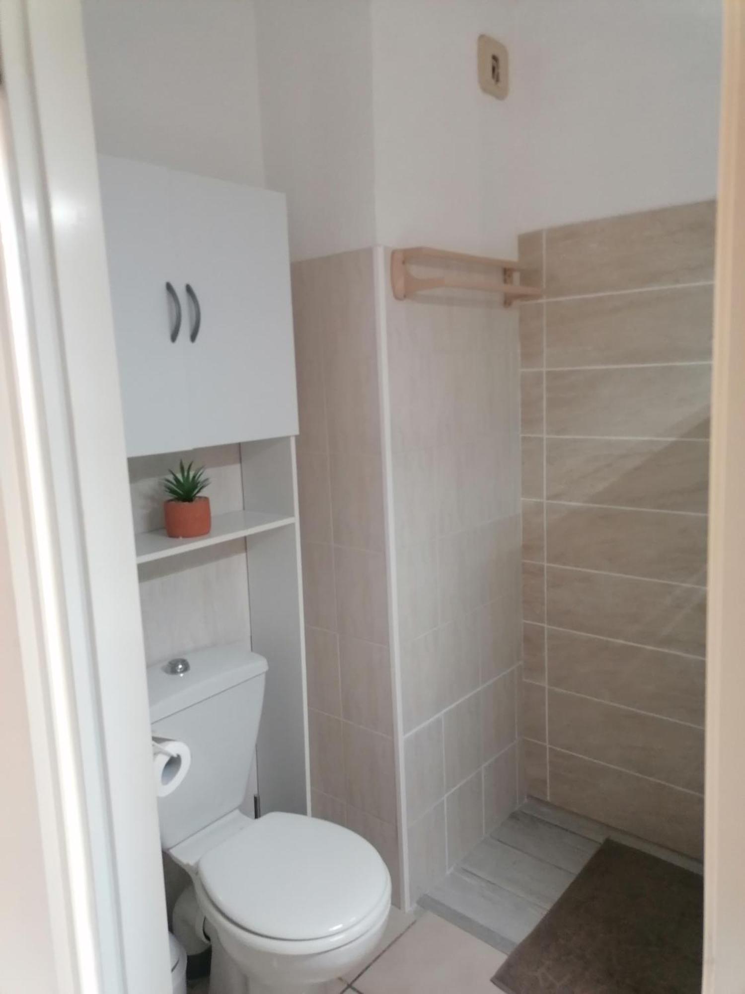 Studio 4 personnes bord de mer avec piscine wifi Cervione Esterno foto